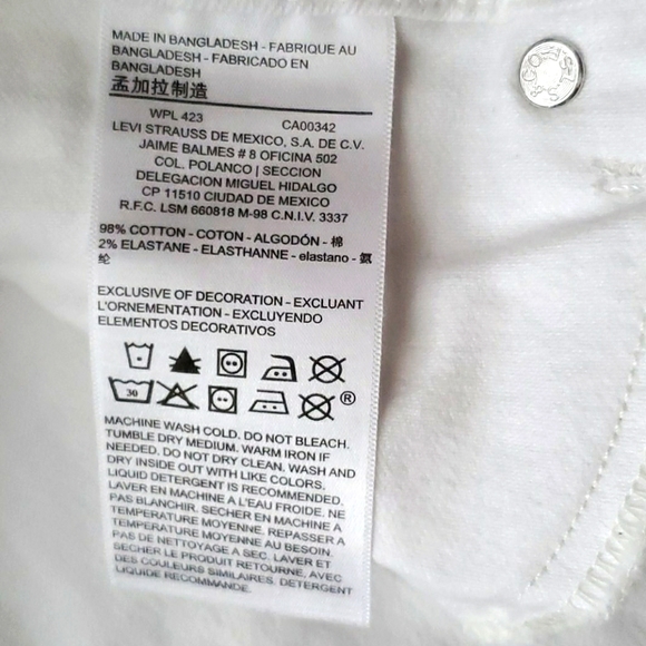 🆕️ NWOT Levis Signature Capris Size 20 Plus - Picture 5 of 8